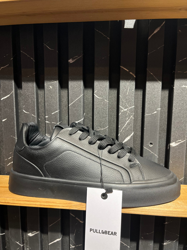 کتونی PULL&BEAR