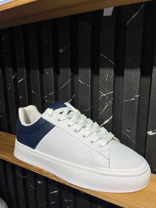 کتونی PULL&BEAR