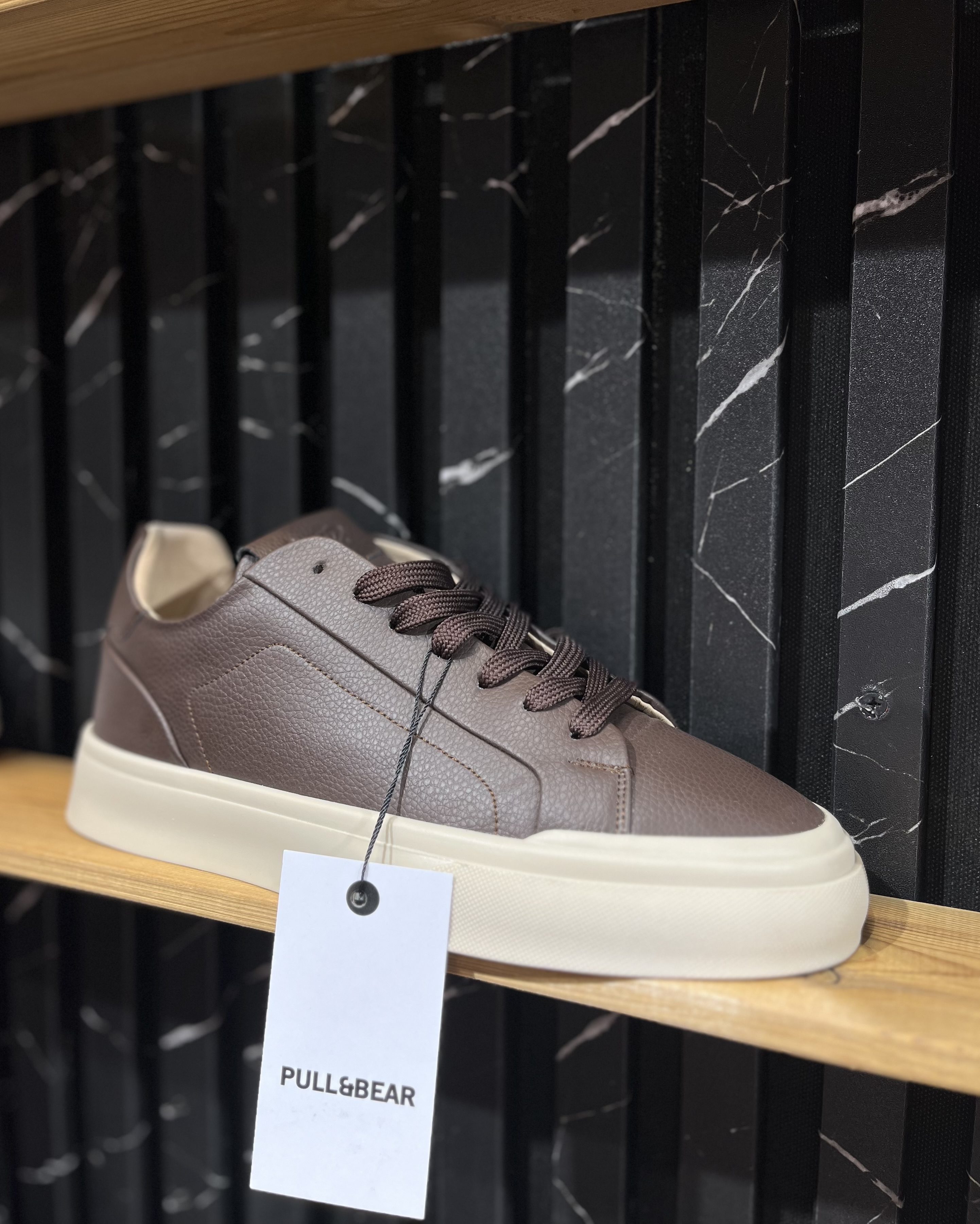 کتونی مردانه PULL&BEAR
